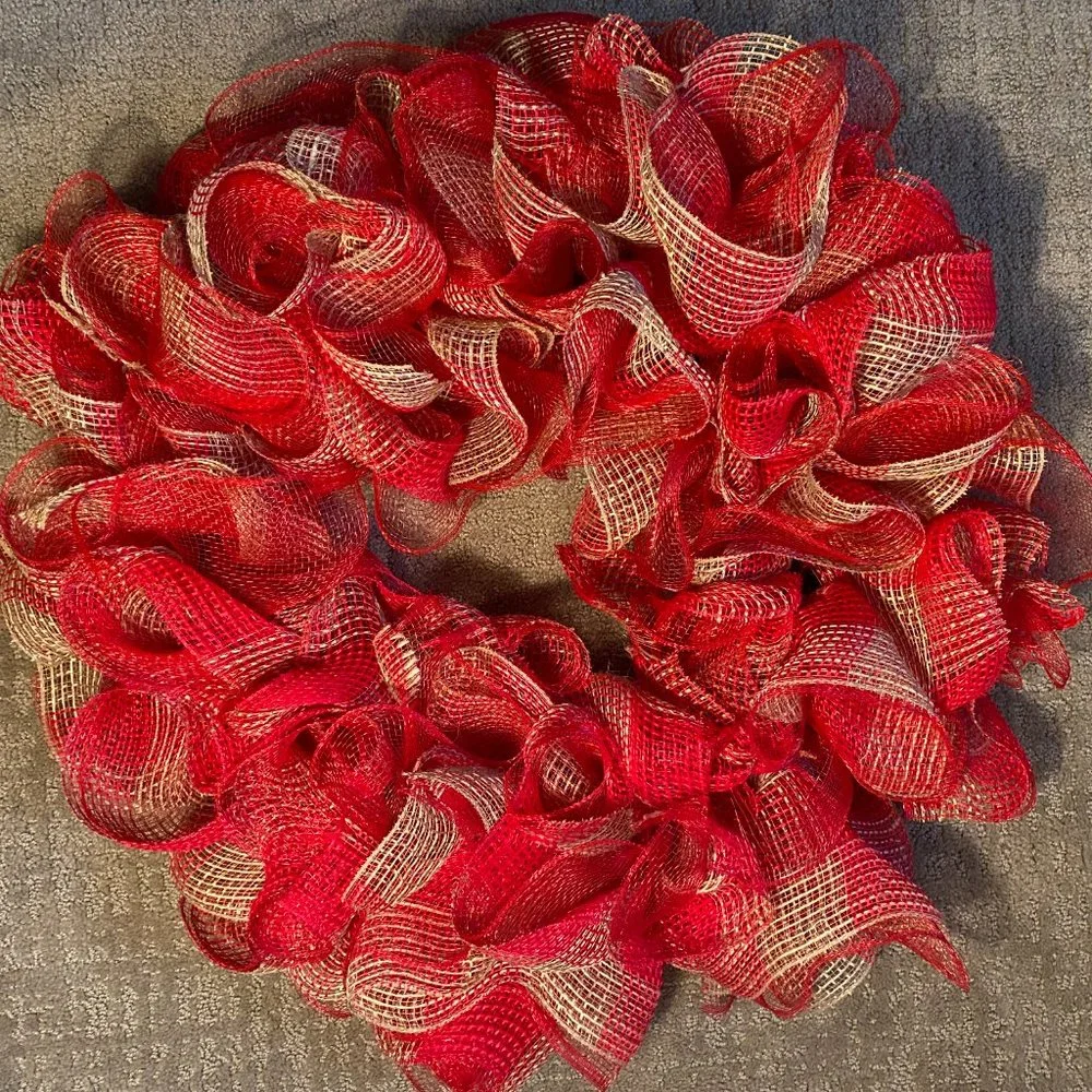 NEW Handmade Deco mesh Red Wreath with LED Fairy Lights